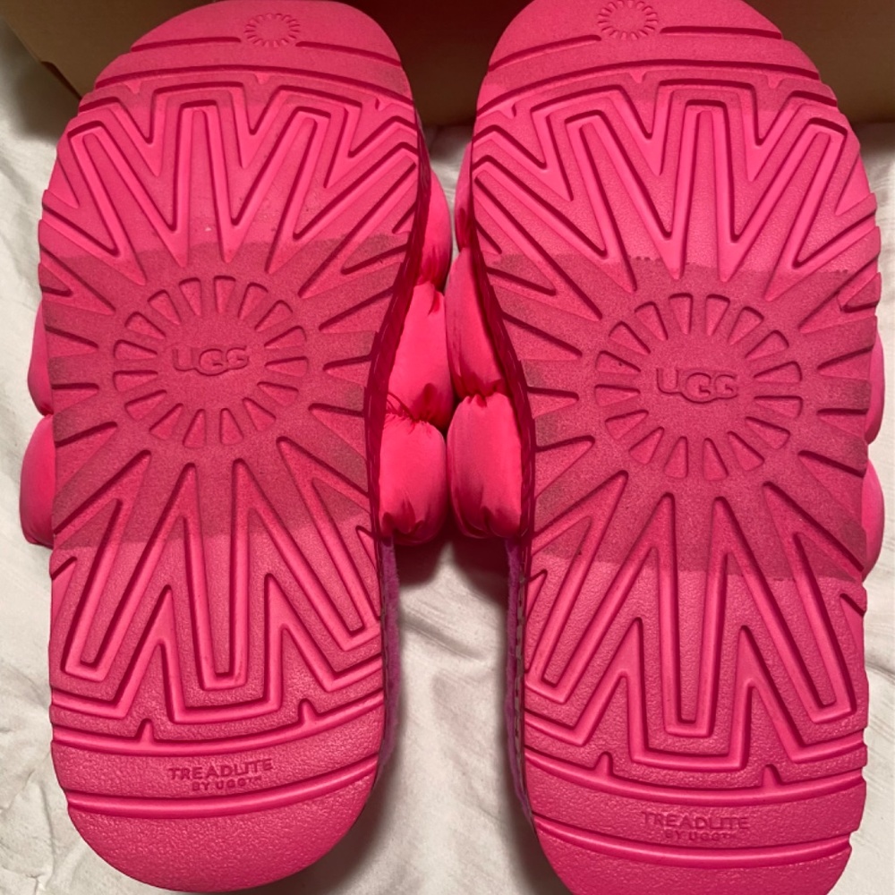 Ugg Scrunchita Slipper Shoes in Taffy Pink size 9 - Picture 6 of 9